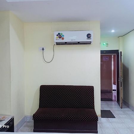 Hotel Ambassador Inn 瓜廖尔 外观 照片