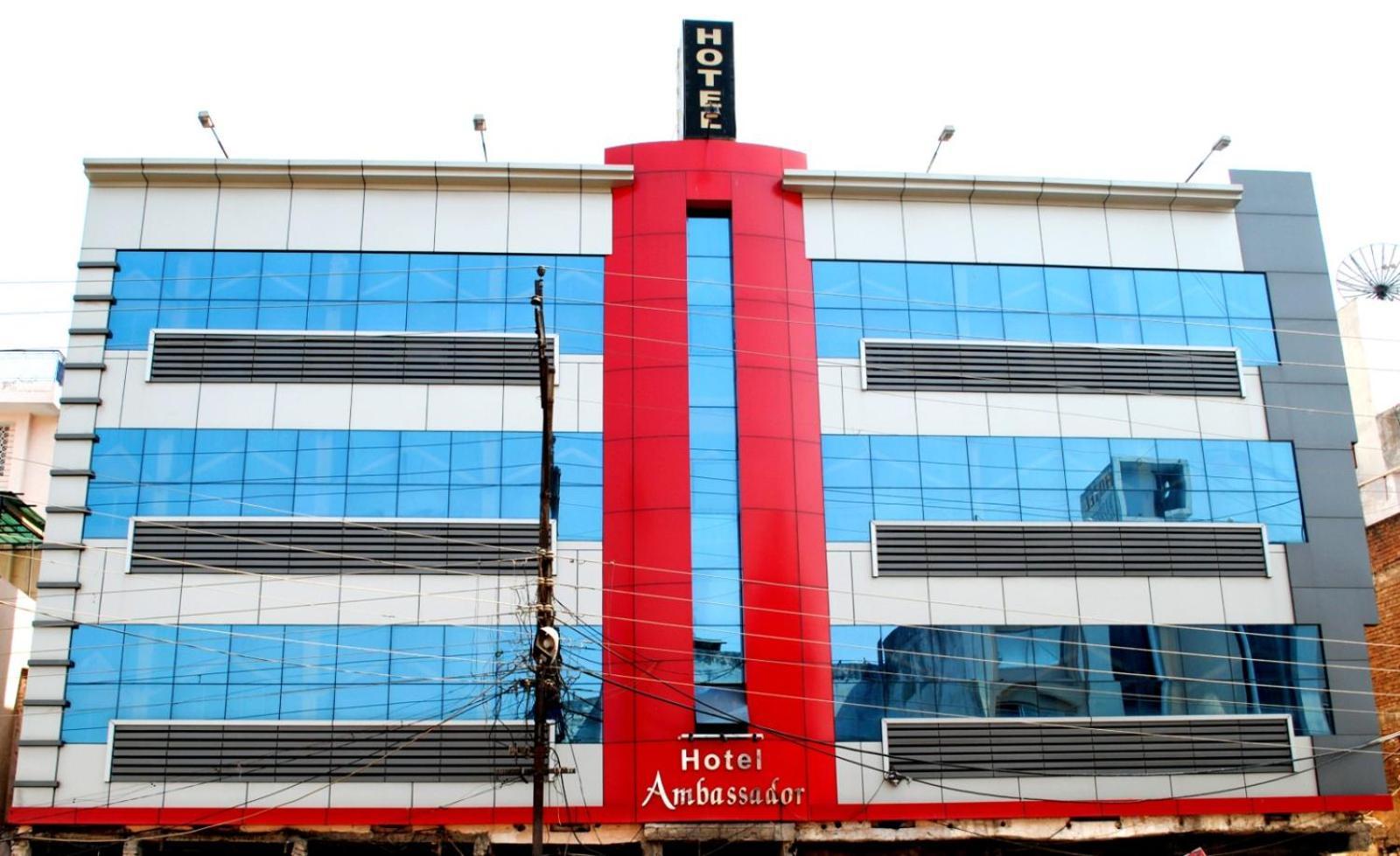 Hotel Ambassador Inn 瓜廖尔 外观 照片